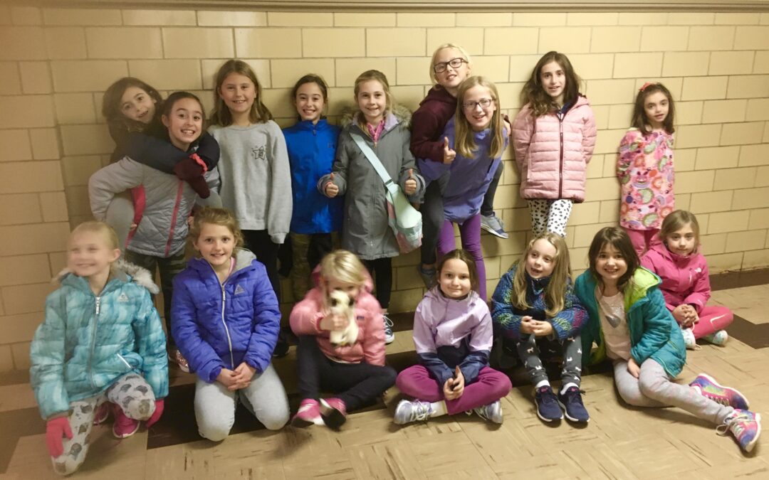 WTN Girls C.A.N. Give Back: Marblehead Food Pantry Collection